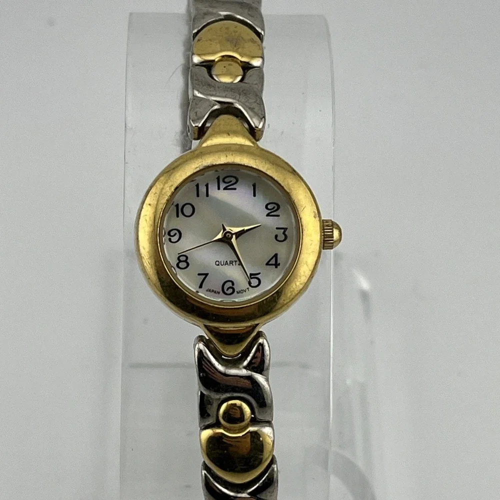 Avon Watch Women 22mm‎ Case Two Tone Heart 6.5